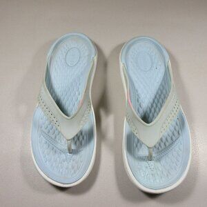 Crocs womens blue an white Lite Ride thong sandals 8 M